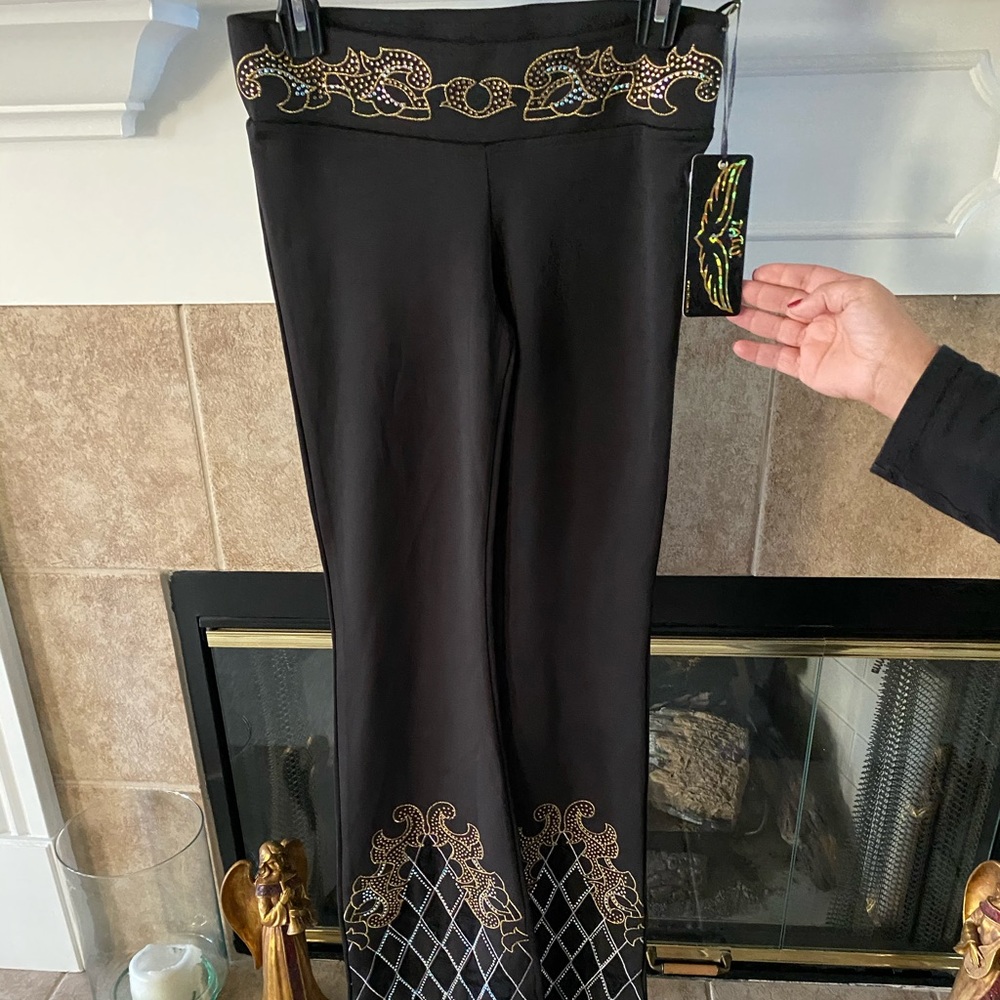 NWT Tatu European Gorgeous Woman Pants